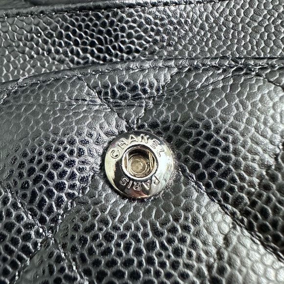 Chanel classic black caviar medium double flap w silver hw - Picture 6 of 17